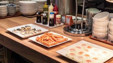 朝食ビュッフェ / 10