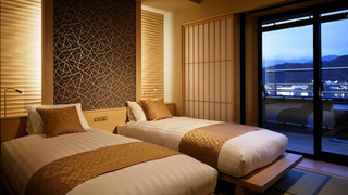 露天風呂付き湖側 和洋特別室12.5畳