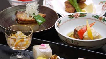 食事・飲み物 / 5