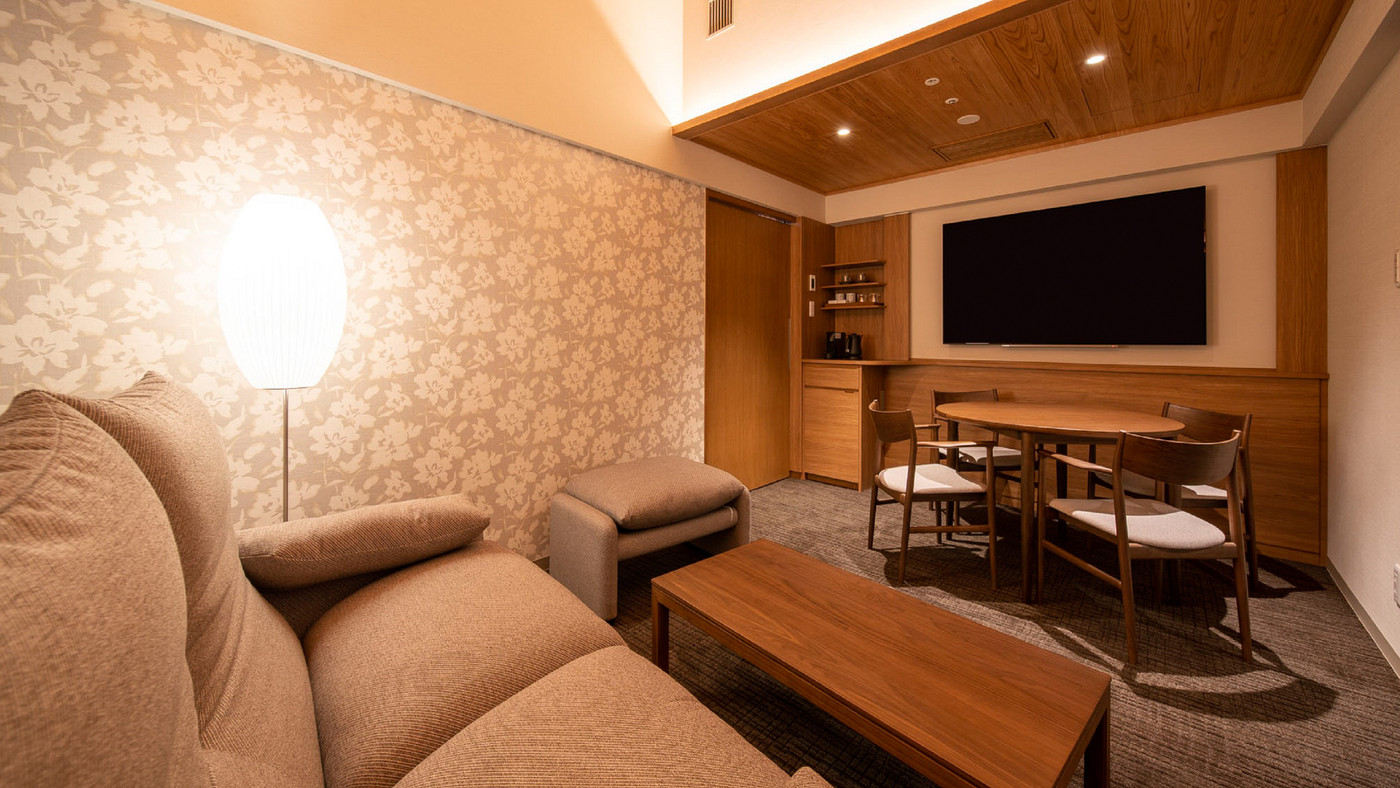 元・紡績工場のレトロな空間で、観光も宿泊も一緒に満喫4009250