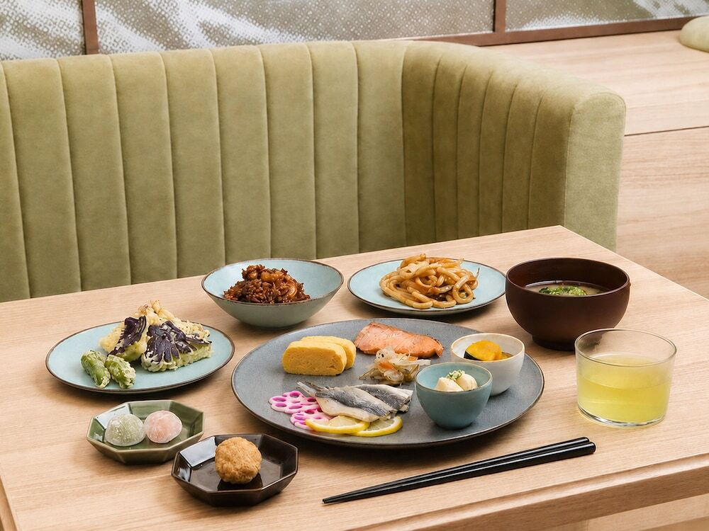 朝食
