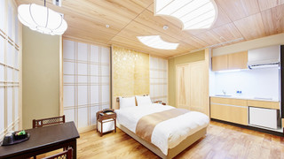 ダブルルーム クイーンベッド 1 台 禁煙 キッチン