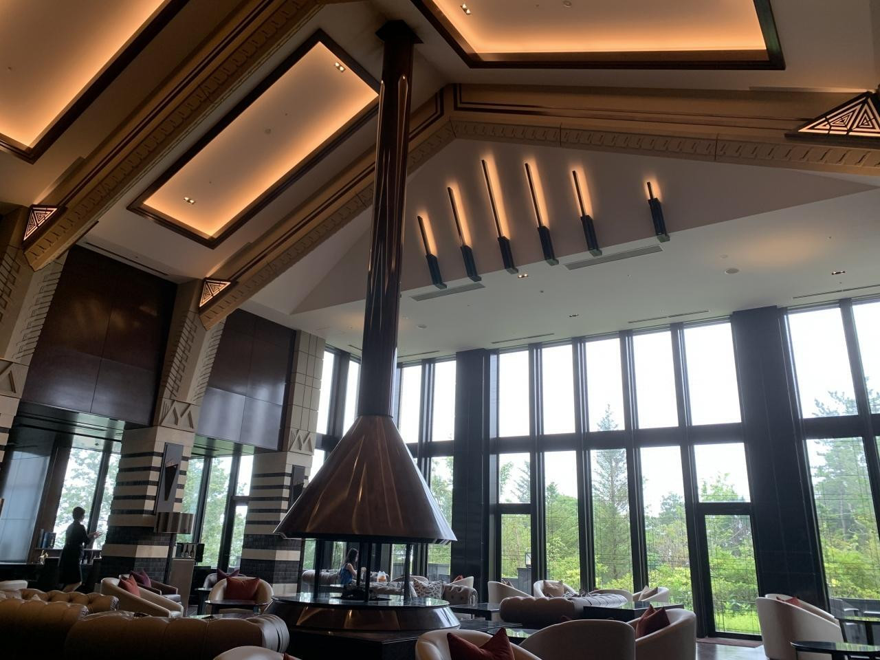 モダンでおしゃれ。記念日に泊まりたい「エクシブ六甲 サンクチュアリ・ヴィラ」3228421