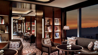 クラブ ルーム ダブルベッド 2 台