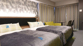 ツインルーム セミダブルベッド2台 喫煙可 (B)