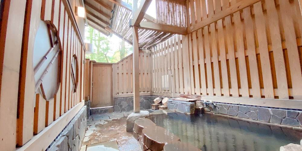 本格割烹料理と貸切風呂で優雅に過ごす3947556