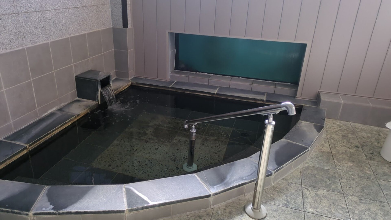 趣向を凝らした大浴場と貸切風呂で温泉を堪能4007507