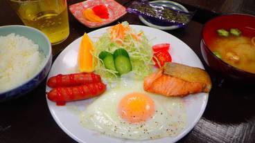 食事・飲み物 / 4