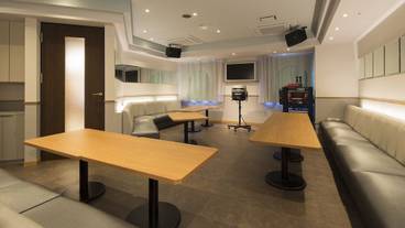 カラオケ ルーム / 2