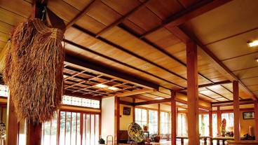 内部エントランス / 2