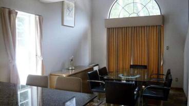 客室内のダイニングエリア / 11