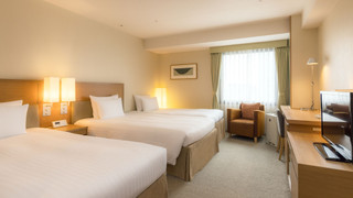 モデレートトリプルルーム 喫煙可