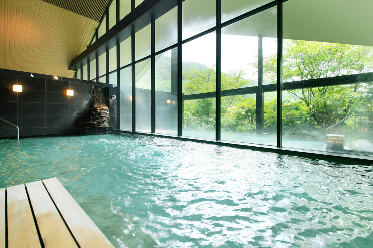 せせらぎの湯処・女性用大浴場一例①