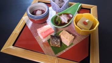 食事・飲み物 / 9