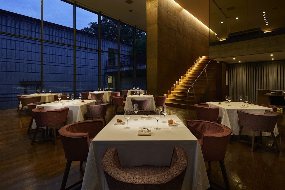 メインダイニング「OTTO SETTE NASU」