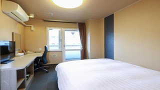 ダブルルーム 禁煙 (駅側)