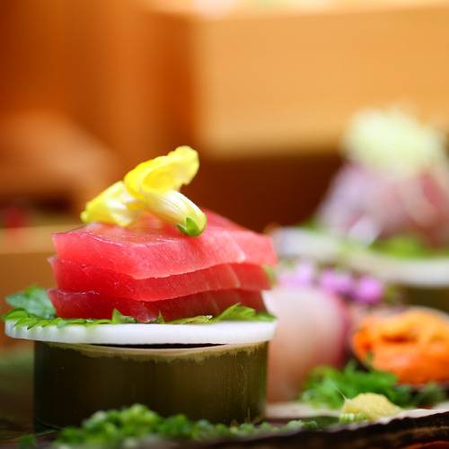 網代港の“海の幸”を
たっぷり味わう贅沢 / 2