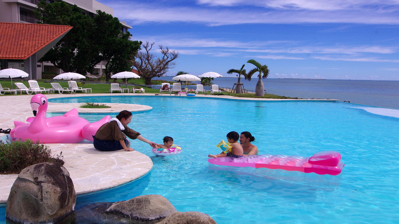 目の前は海、八重山の島々を望める♪インフィニティプールも◎4042761