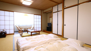 和室10畳 専用バスルーム 禁煙 山眺望