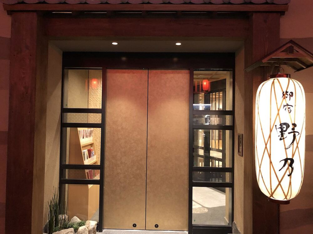 施設の正面