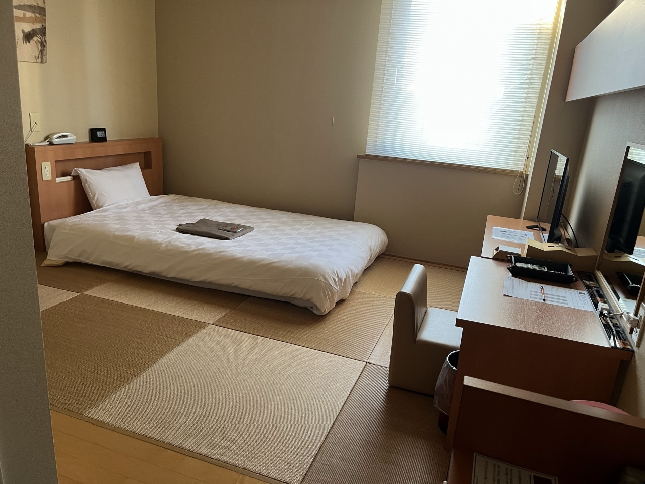 駅チカで便利! 裸足で寛ぐ和のビジネスホテル3478750