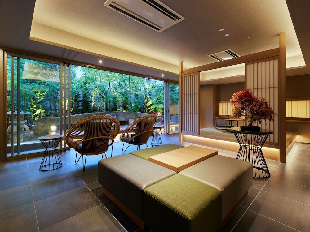 リフレッシュラウンジ