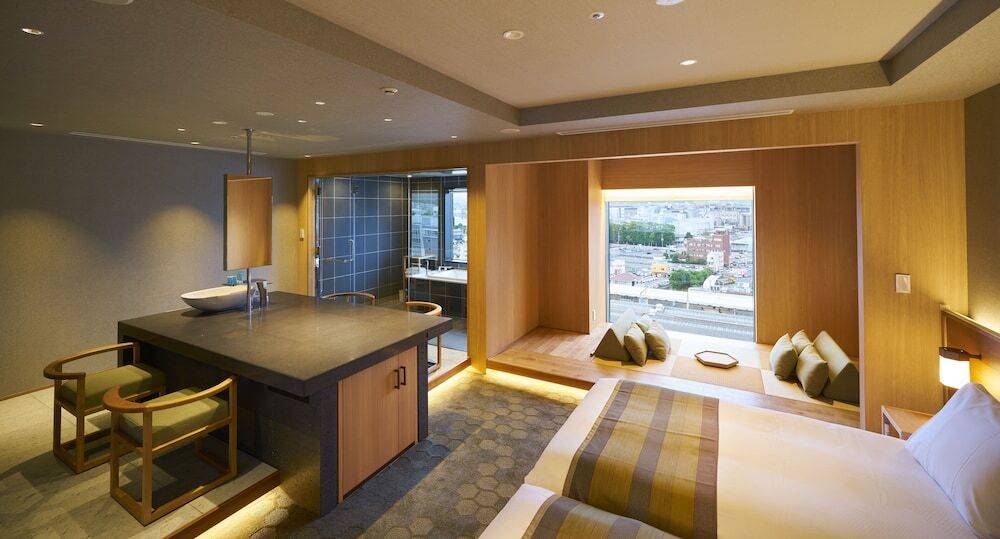 富士デラックスツイン / 4