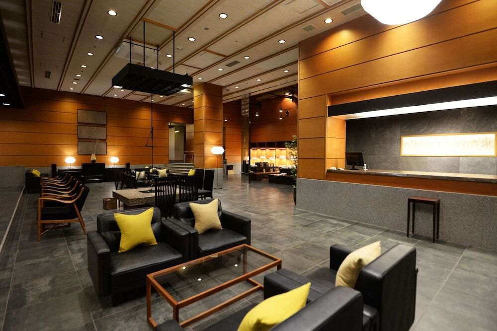 ロビーラウンジ①