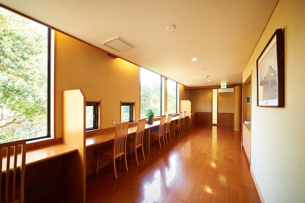 ロビー応接スペース