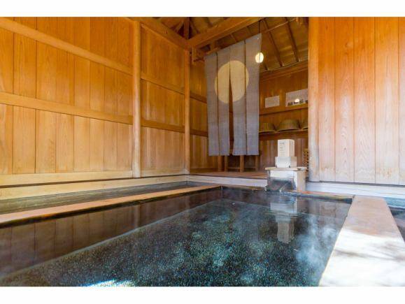 親子水入らず
くつろぎの温泉旅 / 1