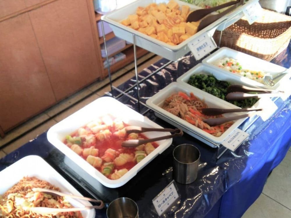 朝食