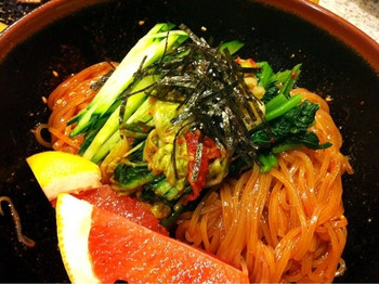 「照月苑」料理 765104 ビビン麺