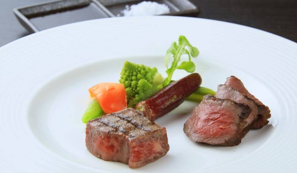 極上フレンチを
贅沢にひとり占め♡ / 1