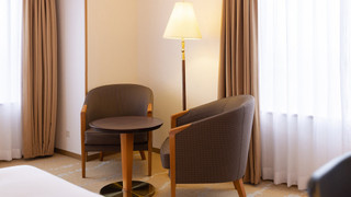 プレミアム ルーム クイーンベッド 1 台