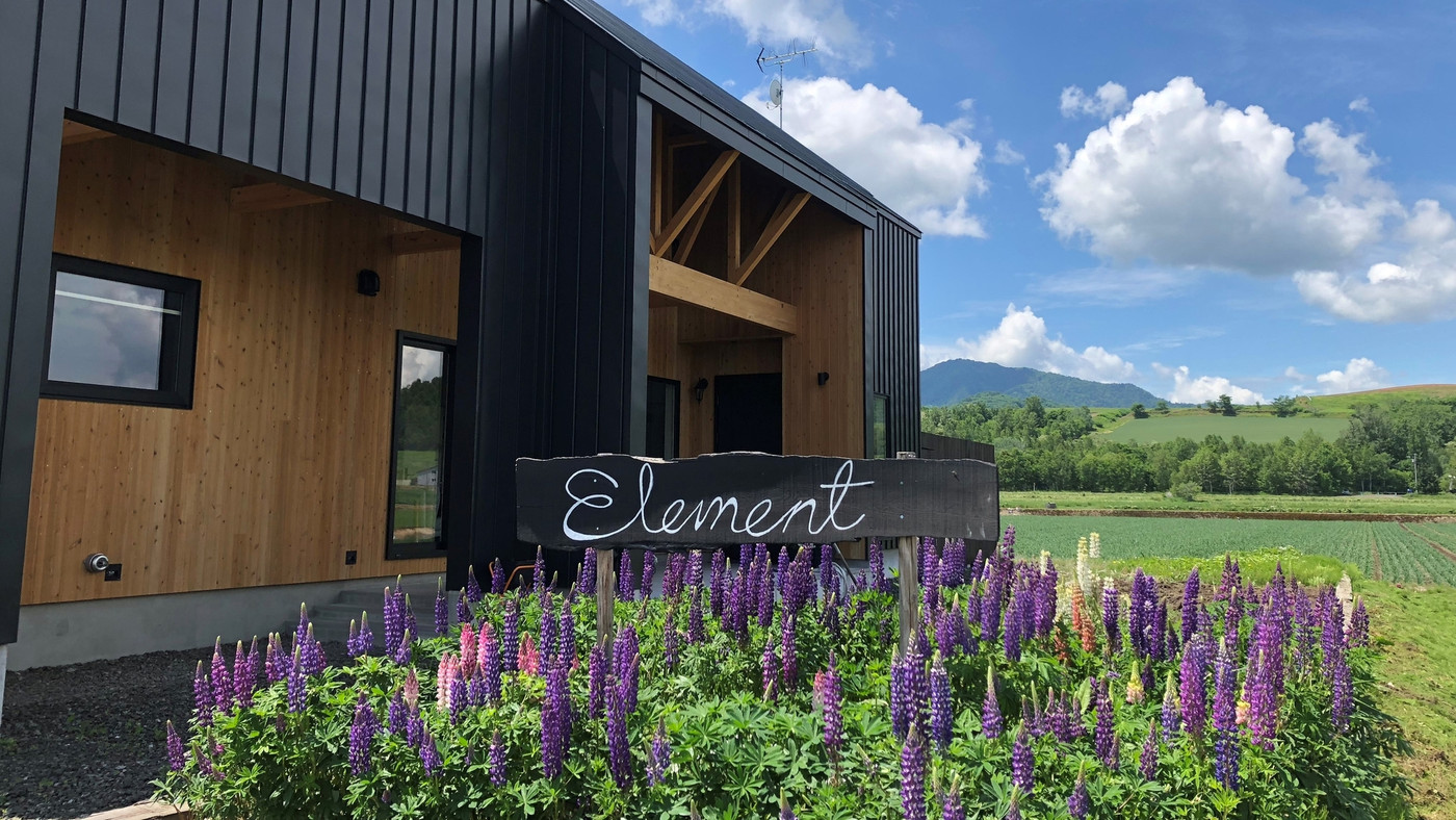 オーナー夫婦の優しさが温かい。田園の真ん中に佇むモダンな宿4287462