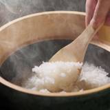 土鍋炊飯釜の炊きたてご飯 / 5