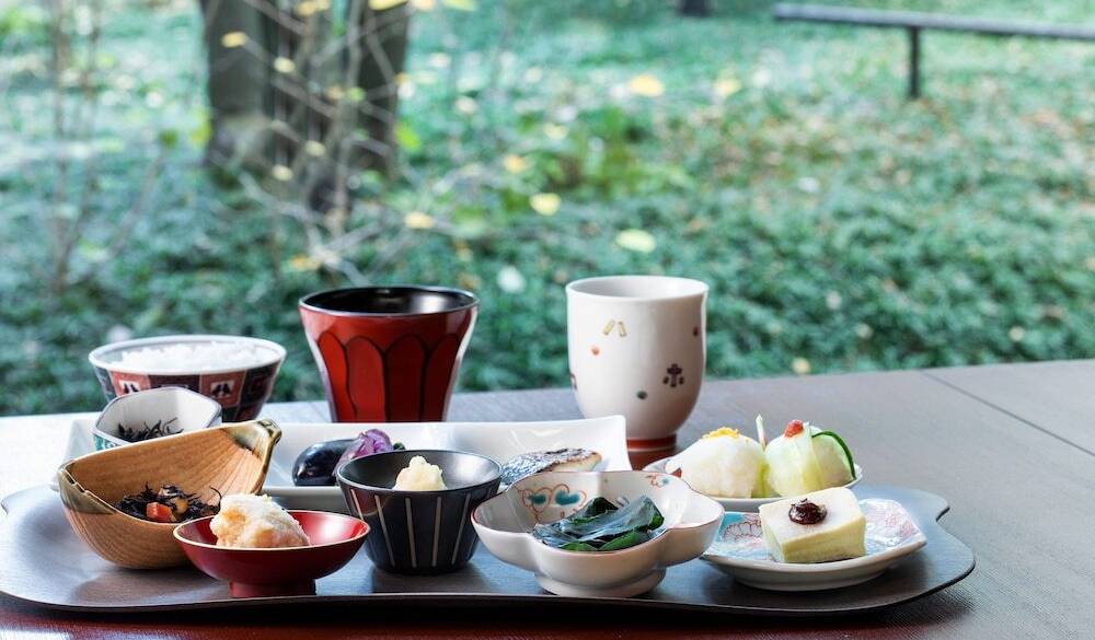 朝食一例／盛り付け / 1