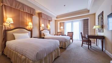 客室 / 19