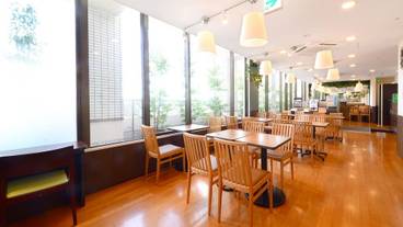 朝食スペース / 9