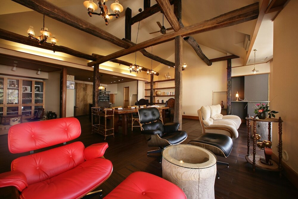 文学の世界に浸って乾杯。太宰治が愛した宿3462637