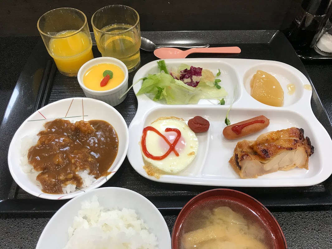 品数の多い朝食バイキング