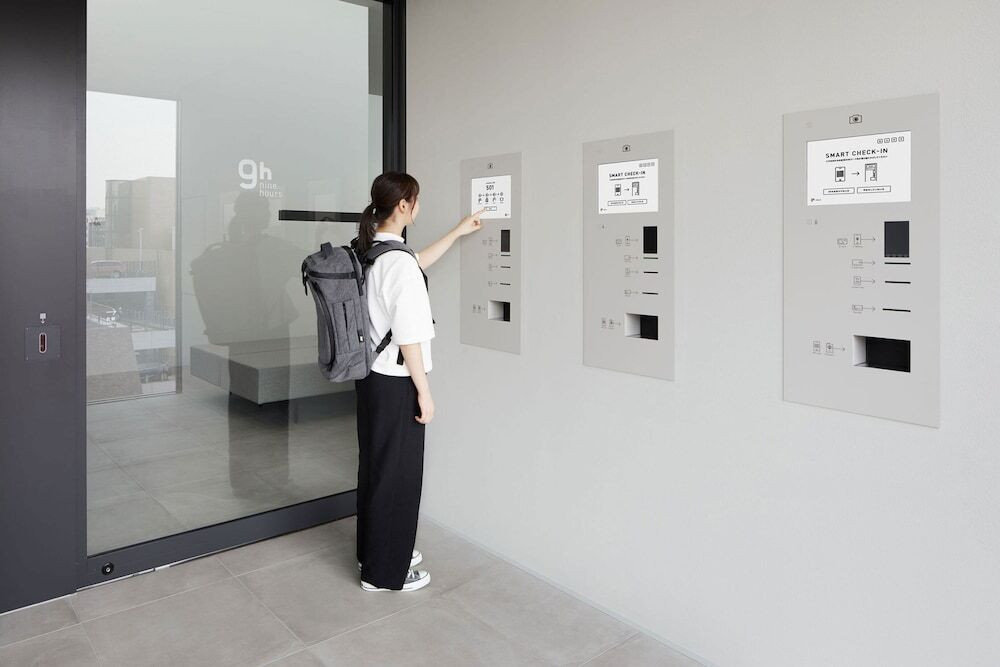 内部エントランス