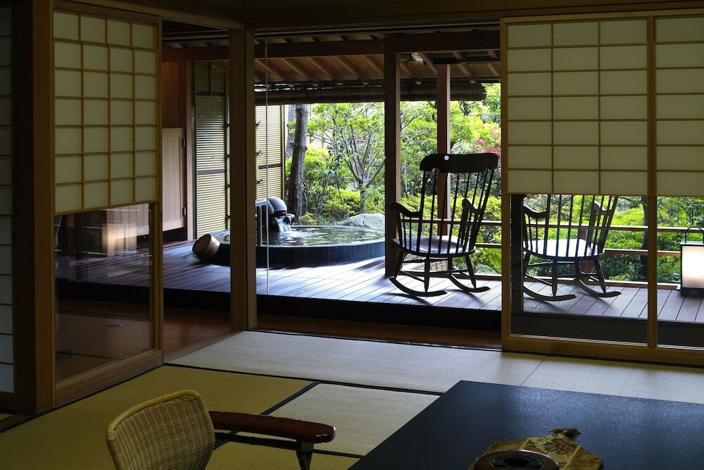 「天上のSPA」で湯巡りを満喫!子ども用食事メニューも豊富4754728