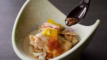 食事・飲み物 / 11