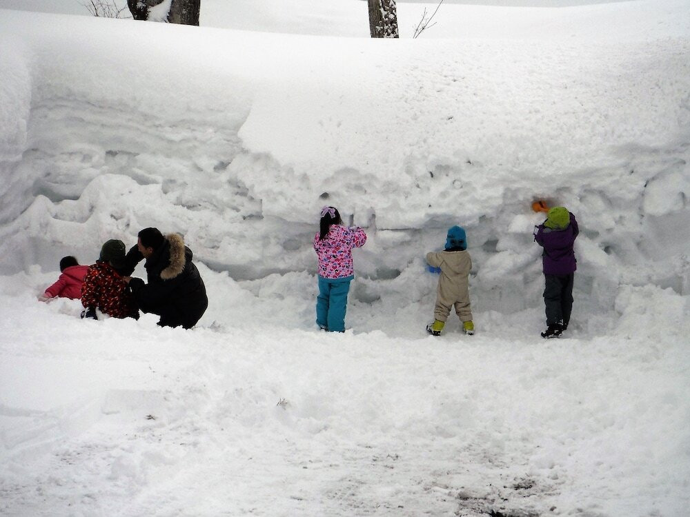 子供用の遊び場 - 屋外
