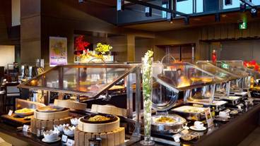 朝食ブッフェ台一例 / 5