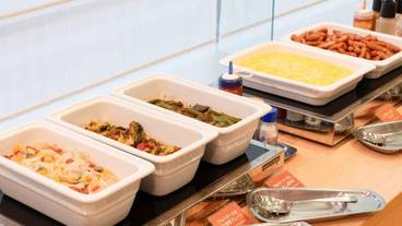 朝食スペース / 11