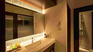 ラグジュアリー スイート ダブルベッド 2 台 禁煙 シティビュー