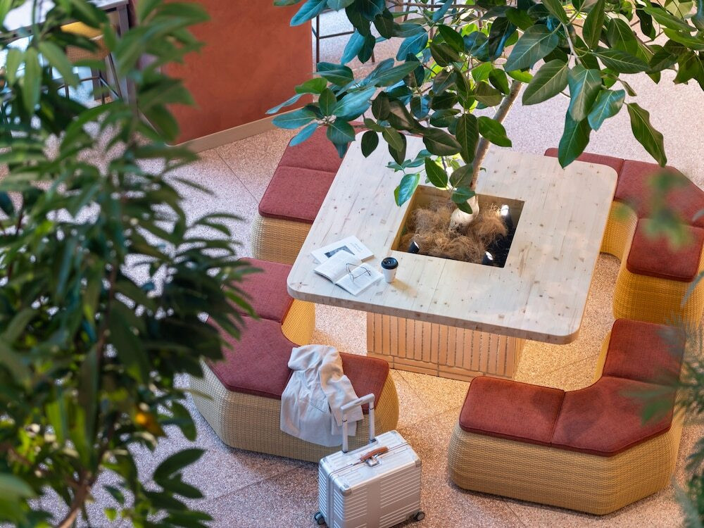 ロビー応接スペース