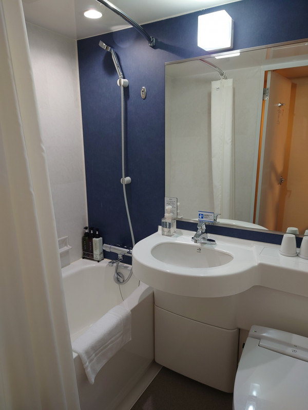 狭いけれどきれいです